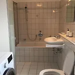 - - - Centrum - Maximaal 6 Personen Appartement *