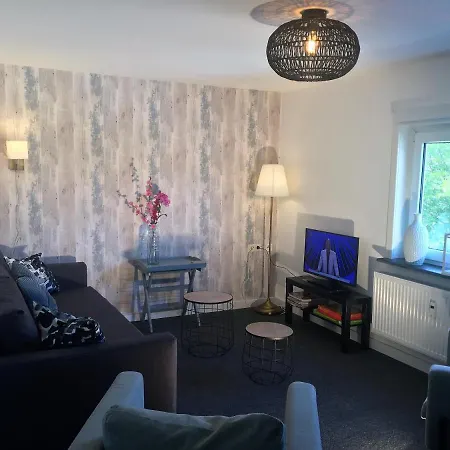 - - - Centrum Lejlighed *